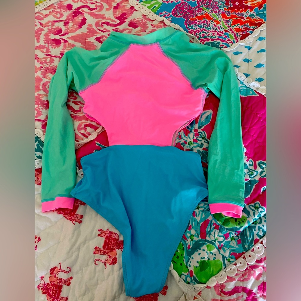 Colorblock One Piece Swimsuit - Picture 2 of 2